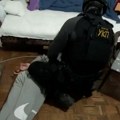 Tri osobe uhapšene u Beogradu: Policija pronašla oružje i 50 kilograma droge