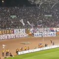 ‘Torcida’ nastavila haos i van stadiona: Oglasio se i hns! (video)