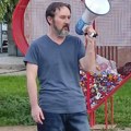 Aktivistu napala dvojica maskiranih muškaraca u njegovom dvorištu a tužiteljka kaže da “ne postoje elementi krivičnog…