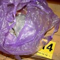 Dve osobe „pale“ u akciji policije u Beeogradu, zaplenjeno 50 kilograma marihuane: Pronađena i dva pištolja