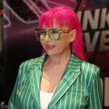 Zorica Brunclik zasenila sve na pinkovim zvezdama! Legendarna pevačica zablistala u Odeonu: Pogledajte modnu kombinaciju koja…