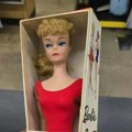 Kupila Barbiku iz 1960-ih u second hand radnji: Platila je 9 evra, pa saznala koliko vredi!