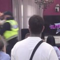 Luka zavalio Anđelu pesnicu u glavu! Željko Mitrović hitno reagovao: Obezbeđenje ga izbacilo sa imanja (video)