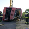 FOTO Teška nesreća u Mađarskoj: Poljski autobus sleteo sa auto-puta i prevrnuo se, 12 mrtvih