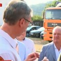 Vučić u Medveđi predsedniku opštine i gradonačelniku Leskovca: „Nemojte da me odvlačite od ljudi da nešto ne bih čuo!“…