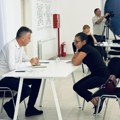 Više od 100 građana na prijemu kod gradonačelnika Pirota: Razgovori o infrastrukturi, stanovanju, zaposlenju i drugim…