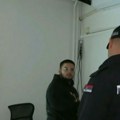 Policija privela sina urednika Niš TV, Avramović tvrdi da je pretresen i njegov stan