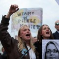 Bivši premijer Poljske Tusk optužio vlasti da su postale serijske ubice žena