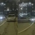 "Ko tenk da je udario": Drama u Karađorđevoj: Vozilo se zakucalo u automobile parkirane na šinama (video)