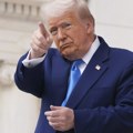 Trampova nepristoja ponuda: Zlatna kupola bila bi besplatna za Kanadu ako postane 51. američka država