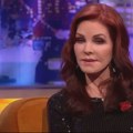 Priscilla Presley tužena da je isključila aparate Elvisove ćerke