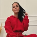 Aleksandra Bursać zablistala - prvi put pokazala trudnički stomak