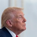 "Сачекајте мало..." Трамп прекинуо састанак – разлог изненадио све