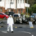 U Belfastu bezbednosna uzbuna, blizu policijske stanice eksplodirao automobil-bomba