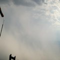Kišni oblaci sele se ka Banatu! U ovim delovima Srbije već pljušti i grmi Biće kratko, ali intenzivno, a evo gde se još…