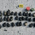 Policija ga zaustavila, on dao gas, pa izbacio arsenal oružja iz auta! Filmska potera kod Zenice: Pronađeno 45 mina, bombi…