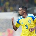 Aleksander Isak se ponovo povredio: Odmah napustio reprezentaciju, loše vesti za Liverpul