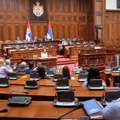 Poslanici nastavili raspravu o smeni Gašića
