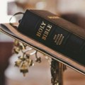 Švedska policija odobrila skup na kome će se spaliti Biblija i Tora