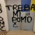 FOTO: Na prostorijama SSP, Narodne stranke, DS-a, Zajedno i Sloge isti grafiti - snimljen počinilac