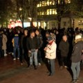 Protest u Kraljevu, okupljeni traže referendum o lokalima Apotekarske ustanove