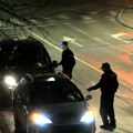(Video): Vožnja taksiste na auto-putu u Beogradu svima sledila krv, a zbog tog prekršaja možete završiti u zatvoru…