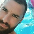 Nemanja Stevnaović se posle 2 meseca vratio u Srbiju: Preselio porodicu u kuću pored mora, sada im je iskrslo