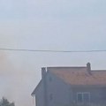 Veliki požar u Dalmaciji: Dignuti kanaderi, širi se prema kućama, vatrogascima posao otežava bura