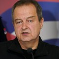 Dačić: Uhapšena majka koja je ostavila bebu pored kontejnera u Zemunu