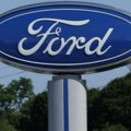 Форд повлачи близу 230.000 возила у САД због квара на инструмент табли