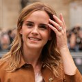 Ema Votson našla frajera: Čuvena glumica se dohvatila sa milijarderom pred svima i ne mari za poglede