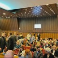Odbornik SNS nasrtao na Mirana Pogačara: Umalo tuča na sednici Skupštine grada Novog Sada