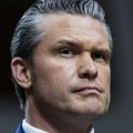 Hegset optužio senatora Kelija zbog navoda da su vojne rezerve vojske SAD „tanke”