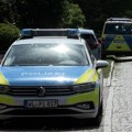 Policija pucala na naoružanog muškarca ispred supermarketa u Drezdenu