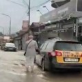 Nevreme zahvatilo Novi Pazar, velike količine vode na ulicama