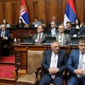 Nastavlja se zasedanje Skupštine - jedina tačka je glasanje o nepoverenju vladi Macuta