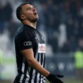 Bivši napadač Partizana gleda na marakani meč zvezda - Mančester siti: Pohvalio se na Instagramu, usledila lavina reakcija…