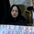 „Da nijedna žena ne doživi sudbinu Marice Mihajlović“: Protest u Sremskoj Mitrovici zbog akušerskog nasilja