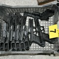 Niška policija zaplenila arsenal oružja: Pronađeni pištolji, olovka koja ispaljuje metke i 25 prigušivača! (foto)