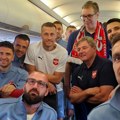Predsednik Vučić posetio fudbalske reprezentazivce Srbije pred put za Nemačku: "Borite se i pobedite ih sve!"