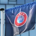 UEFA upozorila srpske navijače da mogu da unose samo zvanične zastave Srbije i FSS