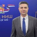 Gradonačelnik Niša uzvikivao građanima „ustaše“u društvu osuđivanog lica