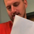 Igračima Denvera i Jokiću pokazali njegovu "ruki" fotku, evo kako je reagovao srpski MVP na sebe iz 2015.