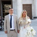 Dea Đurđević se udala u Hramu Svetog Save! Voditeljka blista u venčanici: Gledamo da ispoštujemo sve običaje (foto)
