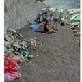 Скандалозно: Снимак са плаже у Сутомору разбеснео све:"Коктели су за Инстаграм, а смеће које та "господа" баце није! (видео)