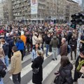 Protesti i blokade u Srbiji - skup "Pobunjeni univerzitet" ispred Filozofskog fakulteta u Beogradu, incident na blokadi u Novom…