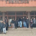 Roditelji leskovačke Gimnazije traže poništenje sporne sednice Saveta roditelja