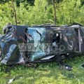 Mirnu noć prekinuo udar: Automobilom udario u porodičnu kuću, samo čudom niko nije stradao