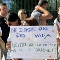 Skup podrške učiteljici u Novom Sadu: Bez obrazloženja joj nije produžen ugovor o radu