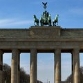 Nemci okreću glavu od Berlina : Četvrtina građana misli da upravljaju "tajne sile", a petina da ih mediji obmanjuju